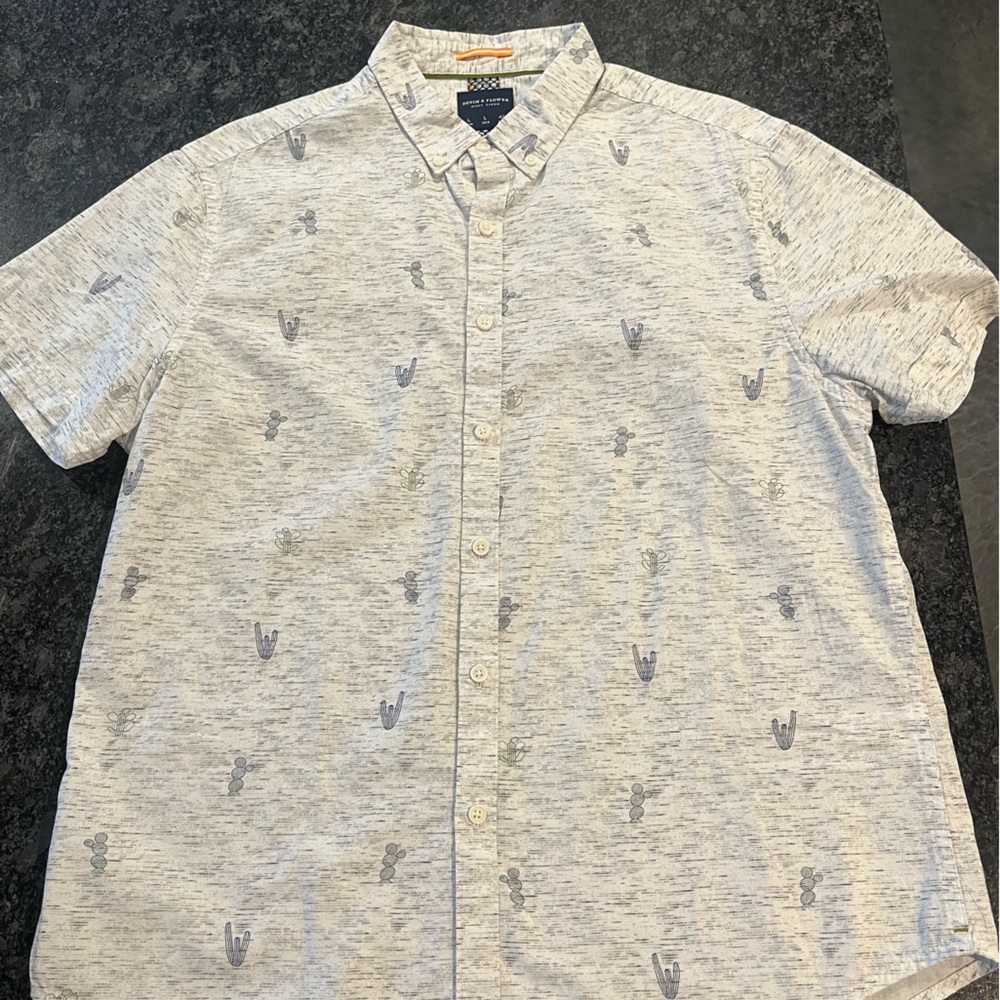 Denim & Flower Short Sleeve Cactus Button Down